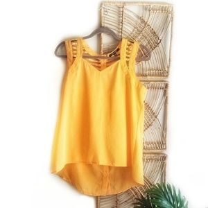 Naked Zebra Sleeveless Button Up Back Blouse Sz L